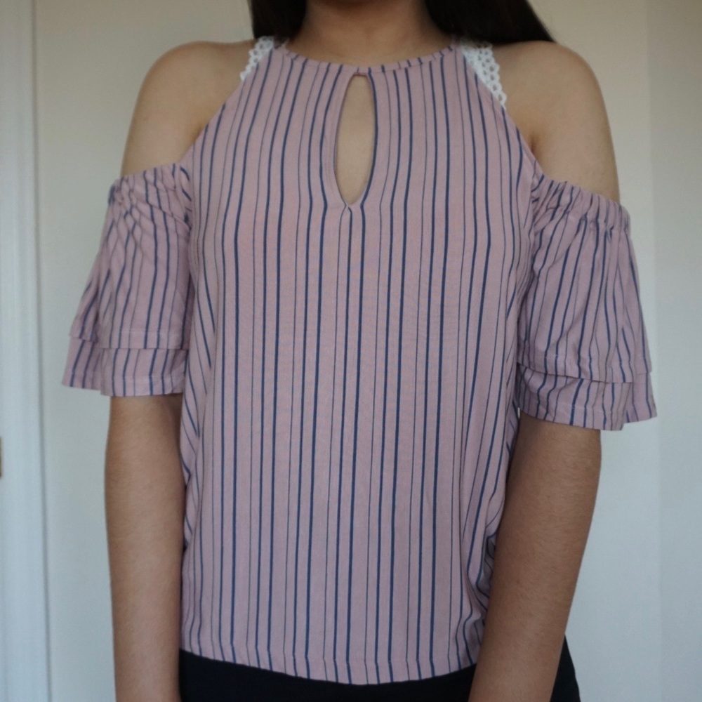NWT American Eagle Pink Off-the-Shoulder Top